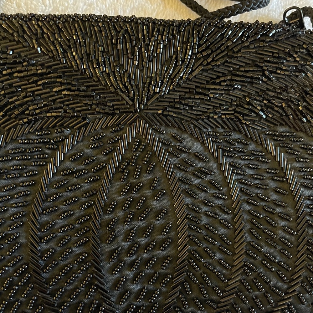 Two evening purses. - Picture 2 of 4